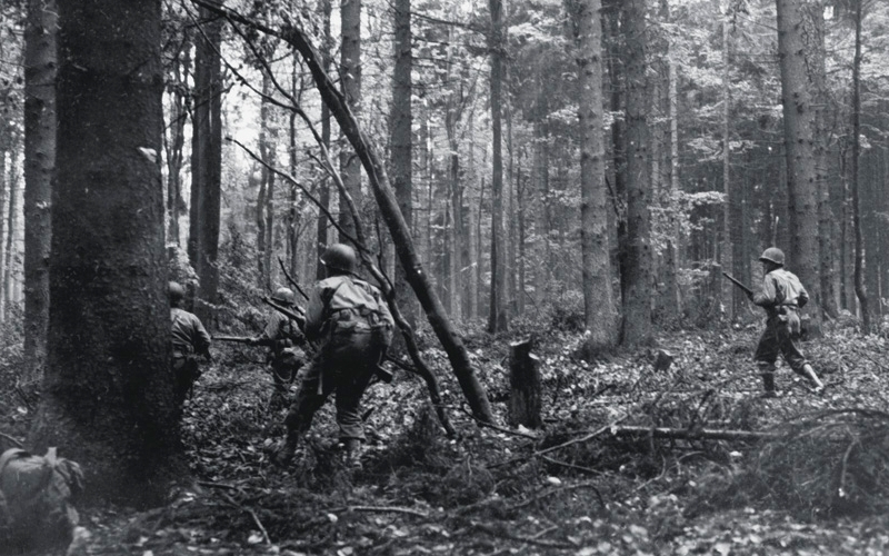 10 War Injuries and Combat Trauma on Stage: Operas between Remembrance and  Reconciliation (Hartmann, Britten, Lens/Cave) in: Kriegsgeschädigte und  europäische Nachkriegsgesellschaften im 20. Jahrhundert