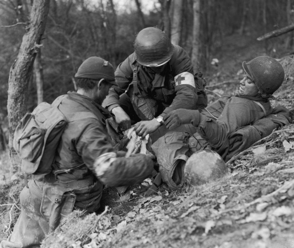 10 War Injuries and Combat Trauma on Stage: Operas between Remembrance and  Reconciliation (Hartmann, Britten, Lens/Cave) in: Kriegsgeschädigte und  europäische Nachkriegsgesellschaften im 20. Jahrhundert